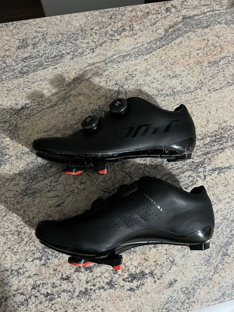 Used Dmt R1 Road Shoes bike — image 4 of 6