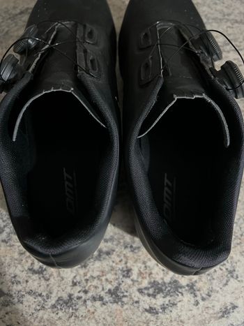 Used Dmt R1 Road Shoes bike — image 5 of 6