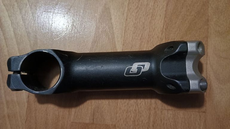 Used Oxygen 110 mm Stem bike — image 2 of 3