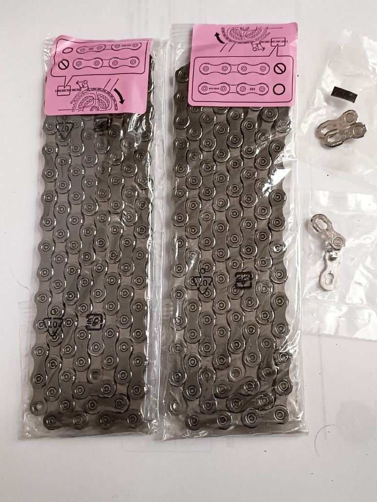 Used Shimano 105 / SLX Chains 11-speed 116 links bike — image 3 of 3