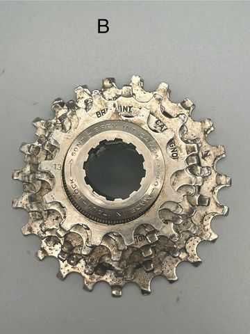 Gebrauchtes Campagnolo Record/Chorus Kassette 8/9-speed Vintage Drivetrain & Pedals