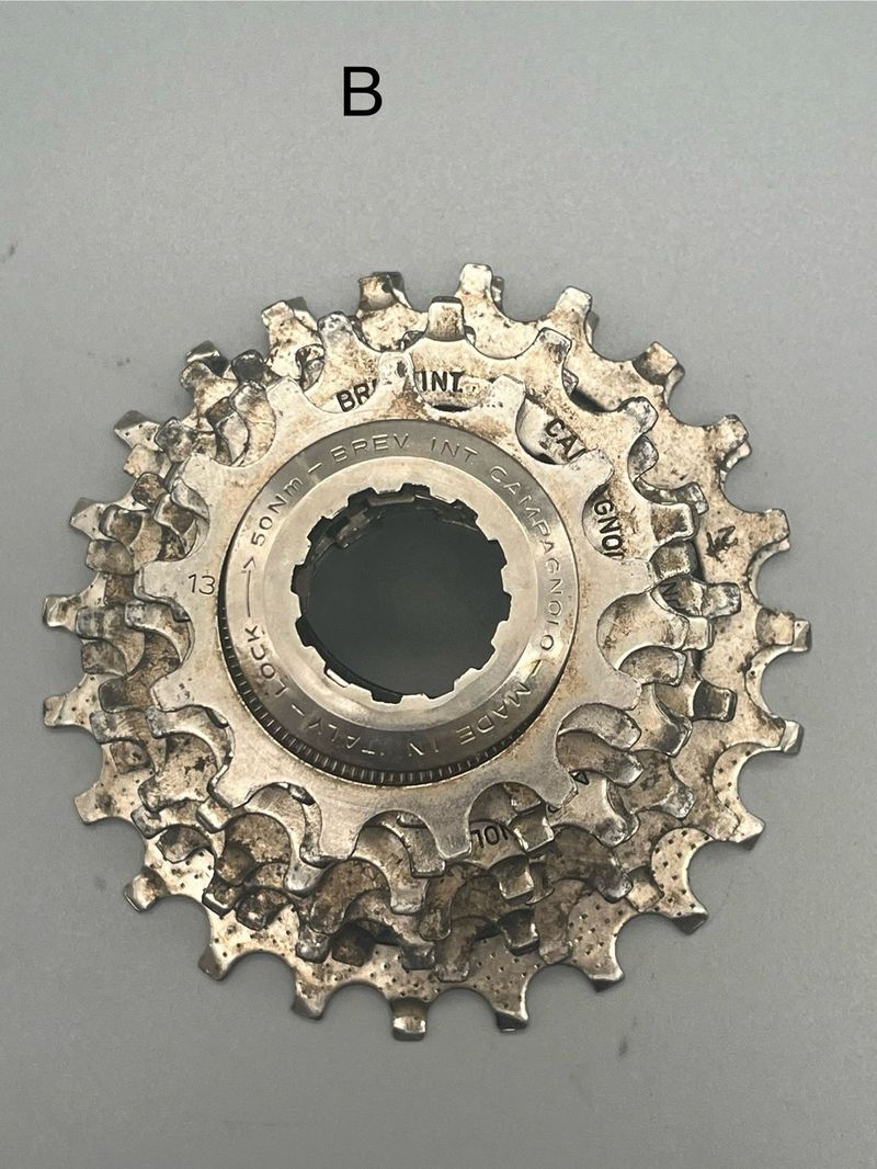 Campagnolo Record/Chorus Kassette 8/9-speed Vintage Drivetrain & Pedals usato