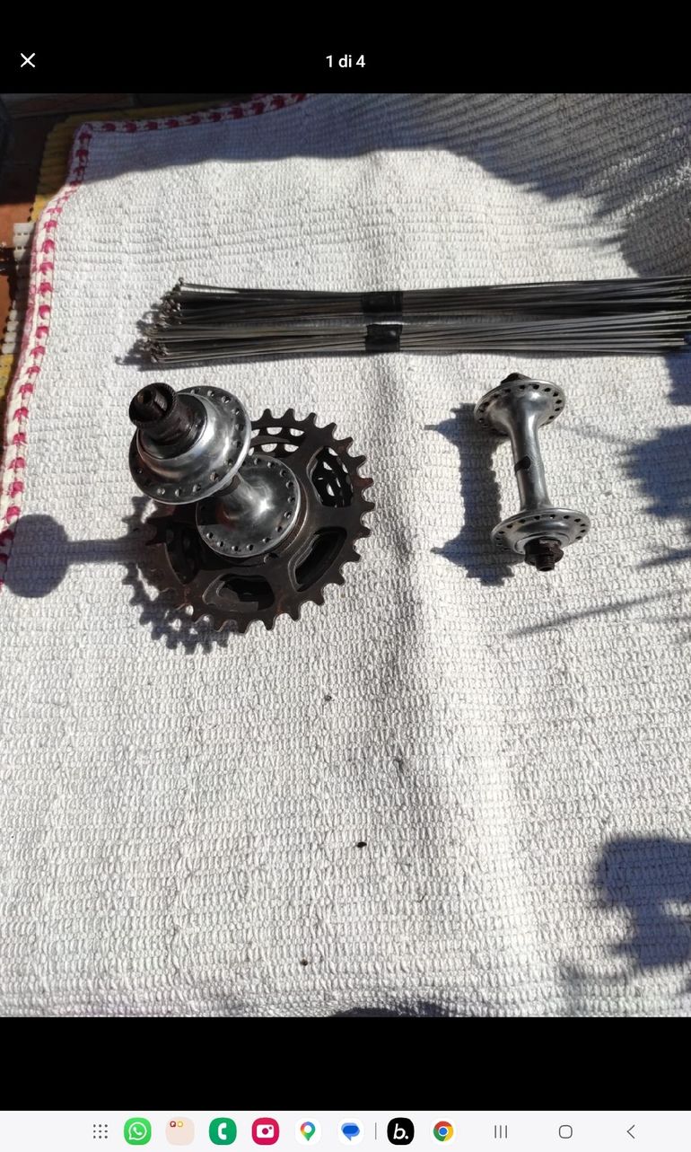 Used Campagnolo mozzi bike — image 4 of 4