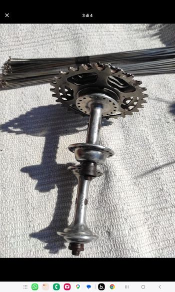 Used Campagnolo mozzi bike — image 2 of 4