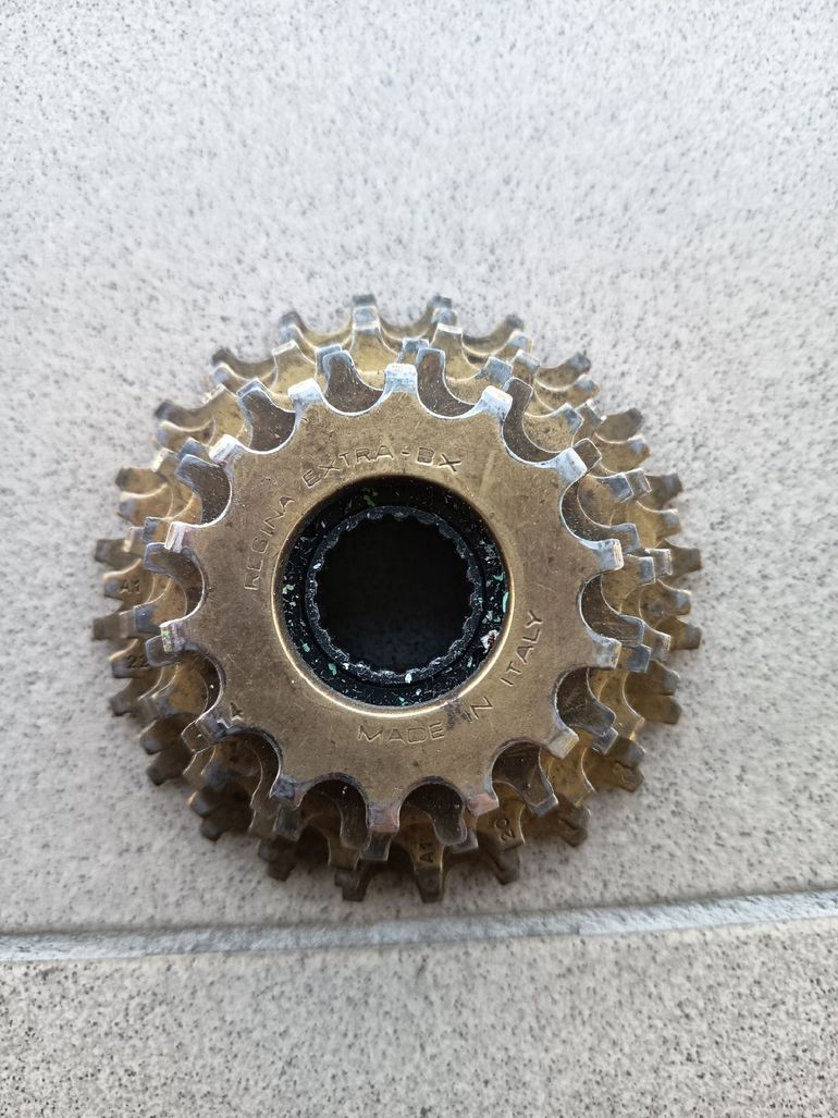Used Regina Oro 6-speed Freewheel 14-24T bike — image 1 of 3