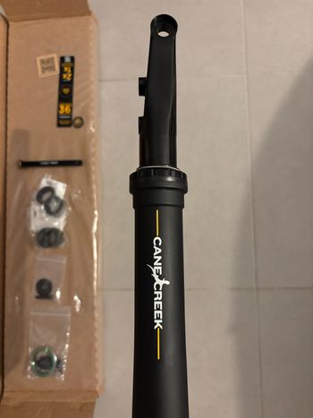 Used Cane Creek Invert CS 40mm 2025 bike — image 6 of 6