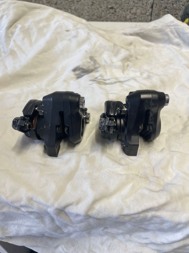 Used Shimano BR-RS305 bike — image 3 of 5