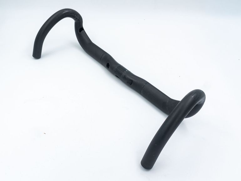 Used 3T Superergo LTD Carbon Handlebar 31.8 420mm Stealth Black bike — image 2 of 3