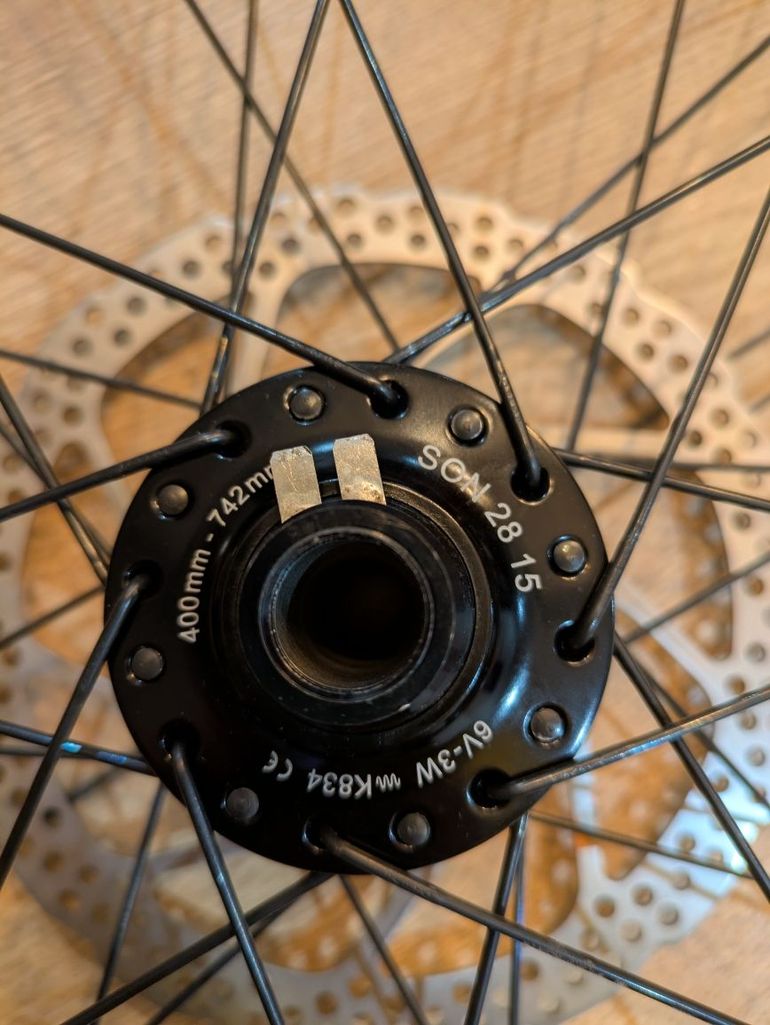 Used Son Roue moyeu dynamo bike — image 2 of 6