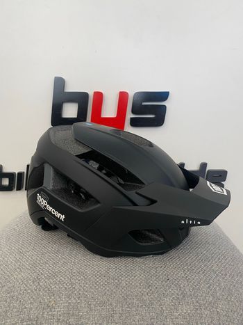 Used 100% Altis MTB Helmet 2021 bike