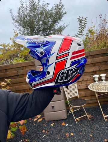 Used Troy Lee Designs Helmet 2025 bike — image 3 of 5