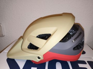 Gebrauchtes Cannondale Tract Adult Helmet Cycling Accessories