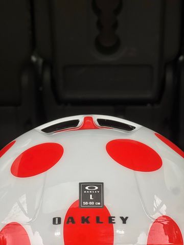Used Oakley Aro7 Crono 2019 bike — image 2 of 10