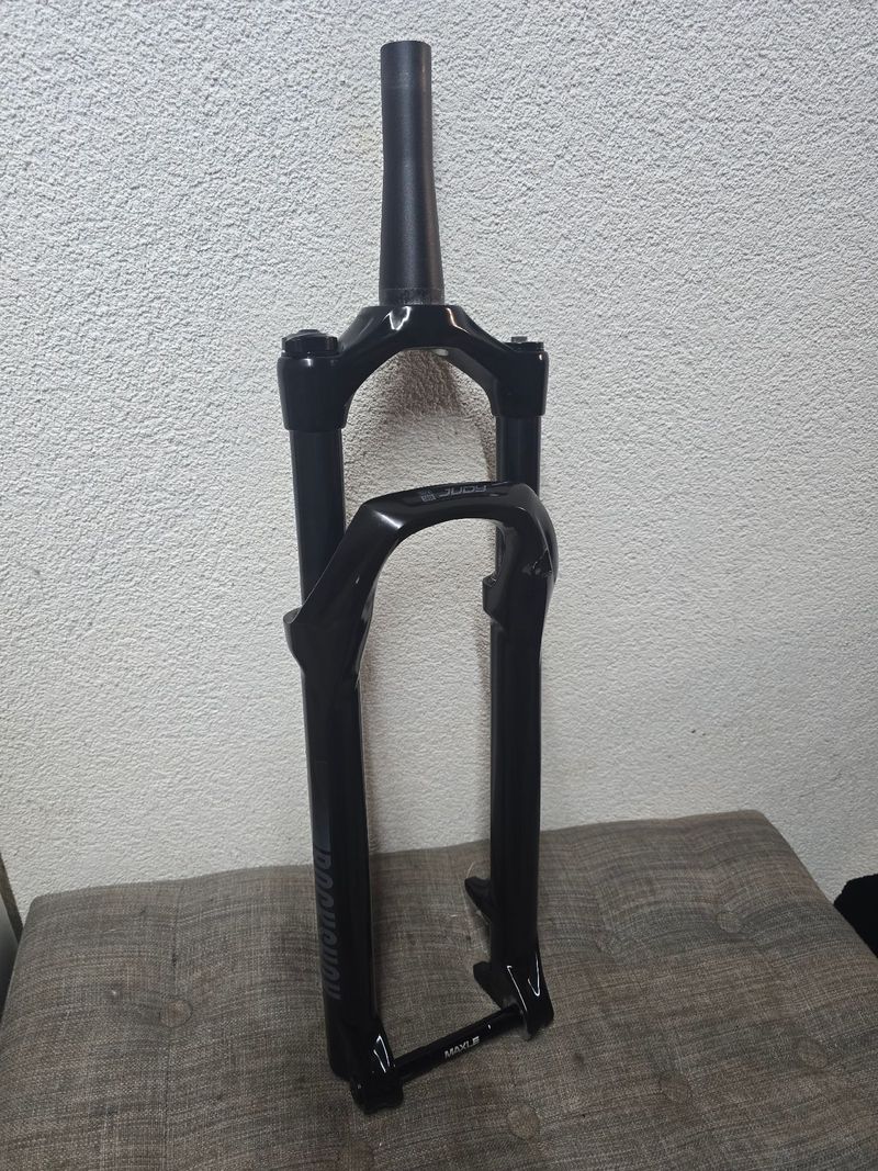 Tweedehands RockShox Judy 100mm AIR boost 2025 Fork