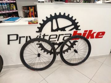 Käytetty Bontrager Aeolus RSL 37 Wheelset 2026 Wheels