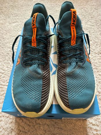 Hoka, Carbon X 3