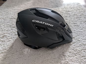 Used cratoni Fahrradhelm 2020 bike — image 1 of 6