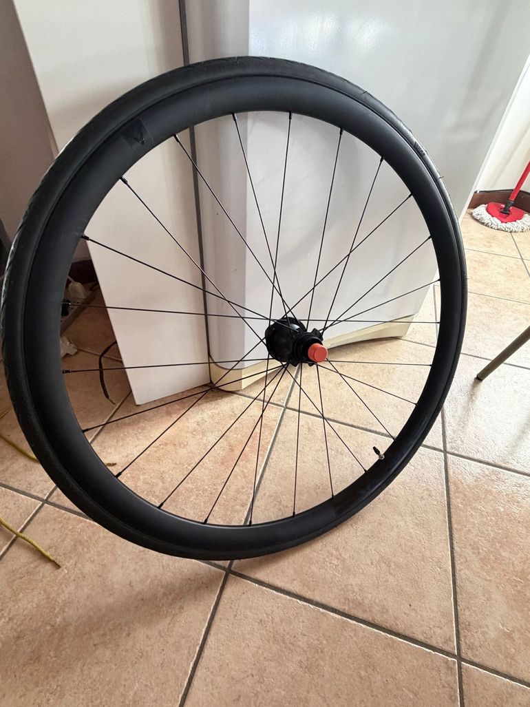 Used Venum V30R Wheelset 2025 bike — image 4 of 7