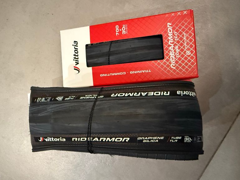 Used Vittoria RideArmor Tubeless-Ready 700x30c 2026 bike — image 6 of 7