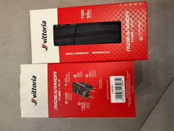 Used Vittoria RideArmor Tubeless-Ready 700x30c 2026 bike — image 2 of 7