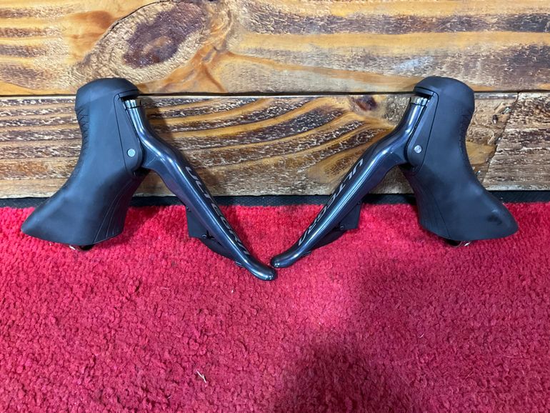 Used Shimano Ultegra DI2 R-8070-50 bike — image 9 of 13