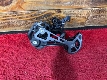 Used Shimano SLX M-7100 bike — image 5 of 8