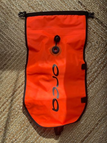 Orca, Safety Buoy