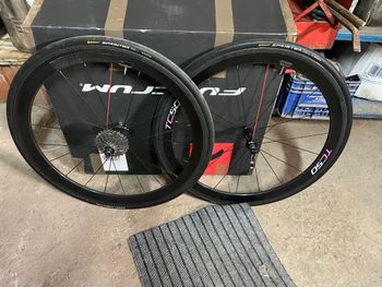 Vision, TC50 Carbon Tubular Wheelset