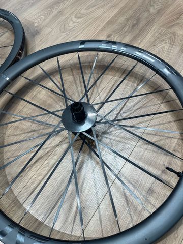 Cadex 40 Max Wheels bike usato — immagine 2 di 5