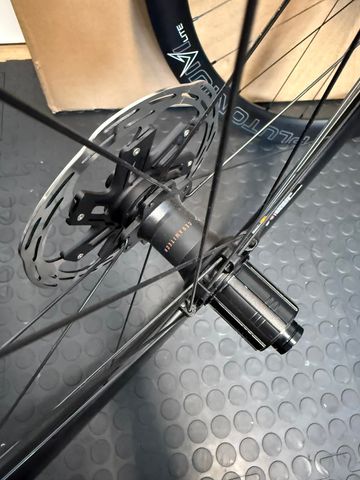 Brugt Velomann PLUTONIUM CARBON 50mm bike — billede 10 af 14