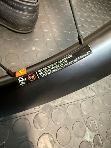 Brugt Velomann PLUTONIUM CARBON 50mm bike — billede 2 af 14