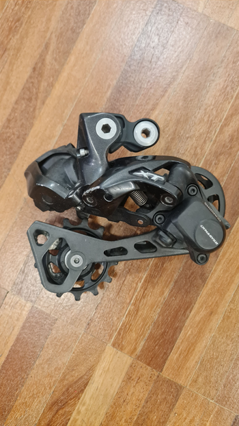 Shimano XT Di2 RD-8050-GS 2020 Drivetrain & Pedals d'occasion