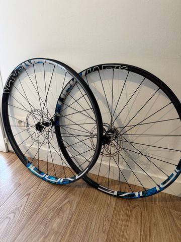 Used Duke SLS4 bike — image 1 of 3