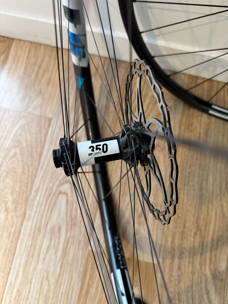 Used Duke SLS4 bike — image 3 of 3