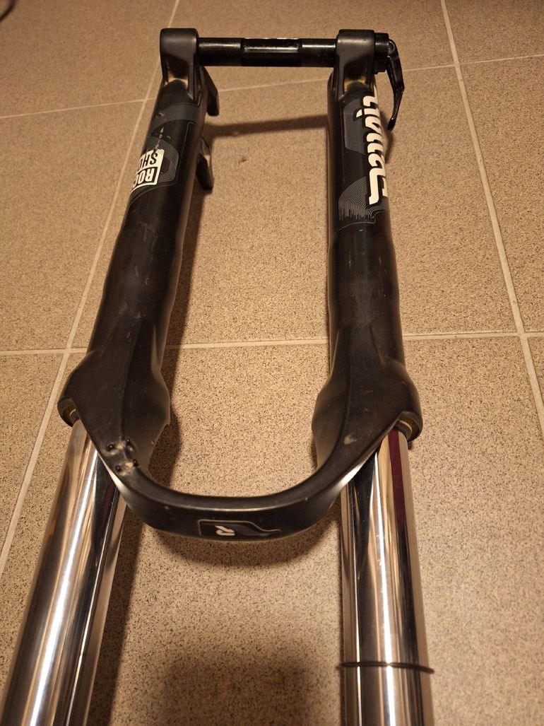 Used RockShox Domain R 26" 2012 bike — image 2 of 2