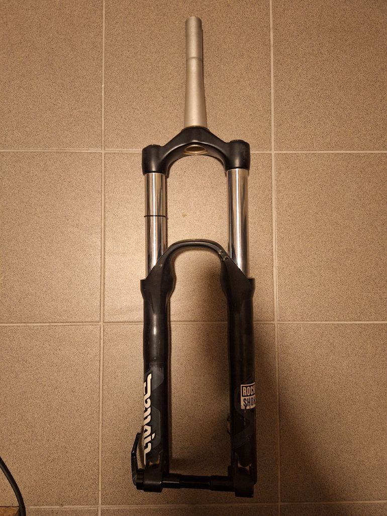Used RockShox Domain R 26" 2012 bike — image 1 of 2