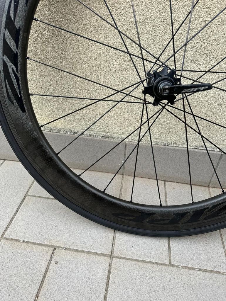 Used Zipp 404 Firecrest Wheelset bike — image 13 of 17