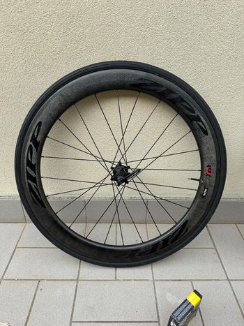 Used Zipp 404 Firecrest Wheelset bike — image 2 of 17