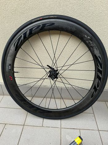 Used Zipp 404 Firecrest Wheelset bike — image 3 of 17
