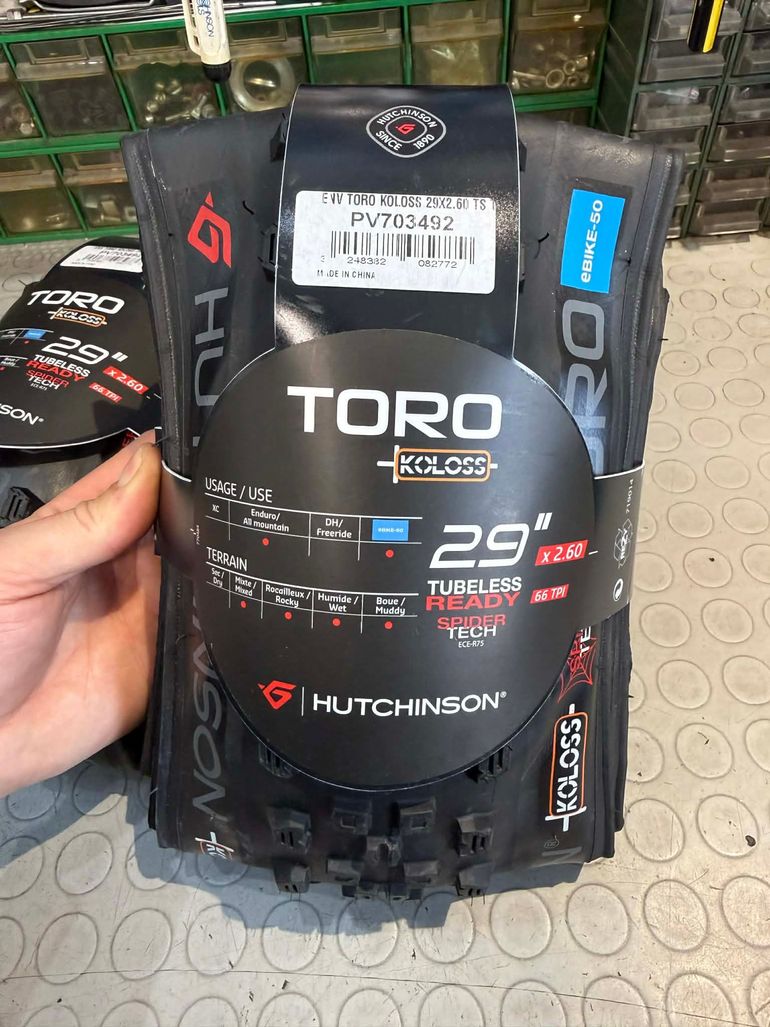 Used Hutchinson TORO KOLOSS 29"x2.60 bike — image 6 of 6