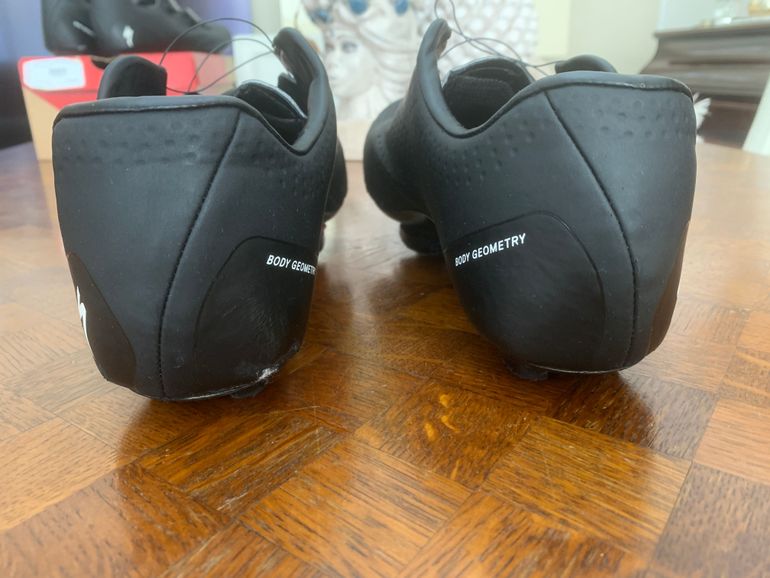 Chaussures Specialized Torch 3.0 – Vélo Route – EU 42 / UK 8 – Noir – BOA – Occasion