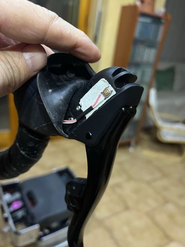 Brugt Sram eTap AXS Wireless Blips 2026 bike — billede 2 af 4