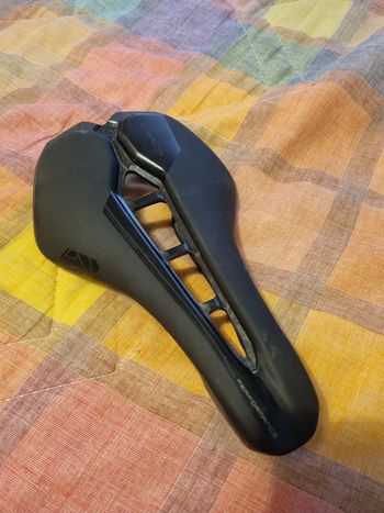 Pro, Stealth Saddle