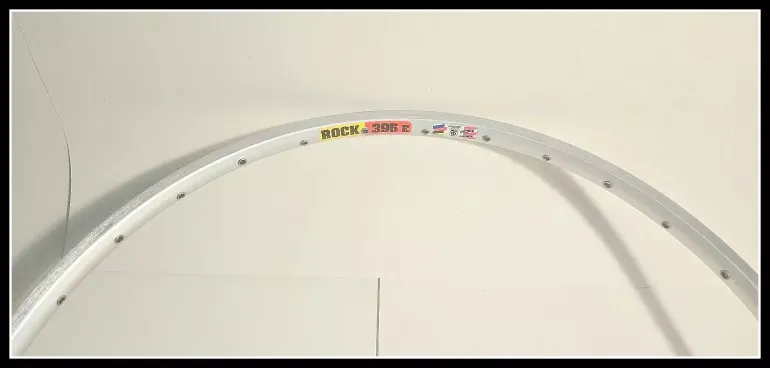 Used Ritchey Rock 395E 26" Rim 32H bike — image 3 of 6
