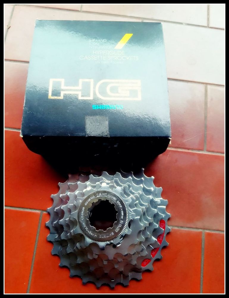 Used Shimano HG 90 Cassette bike — image 3 of 6