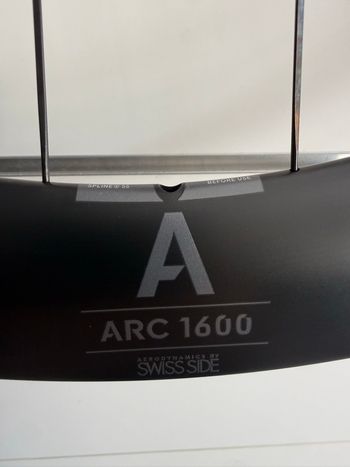Used Dt Swiss ARC1600 Wheelset Center lock disc 2026 bike — image 3 of 8