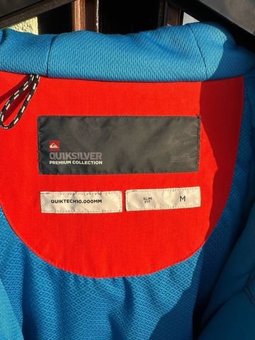 Tweedehands QuickSilver snowboard jacket 2021 bike — afbeelding 11 van 12