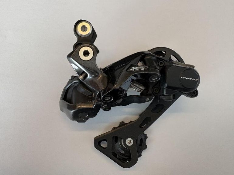 Shimano Deore XT Di2 RD-M8050-GS