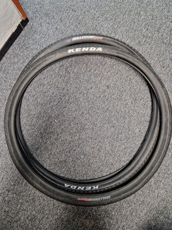 Kenda, Alluvium Sport 700x40