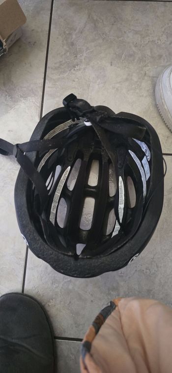 Used Giro Foray bike — image 2 of 2